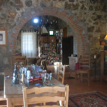 Tas Evi