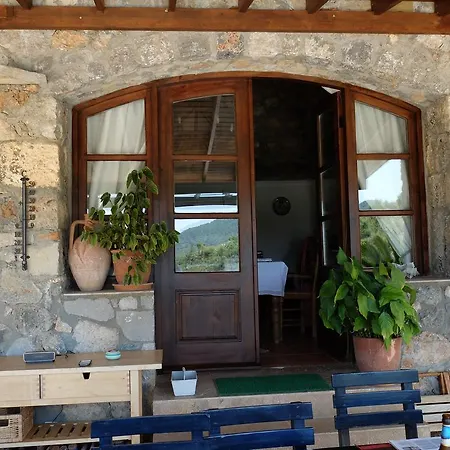 Villa Tas Evi *