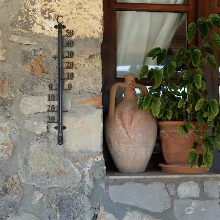 Villa Tas Evi *