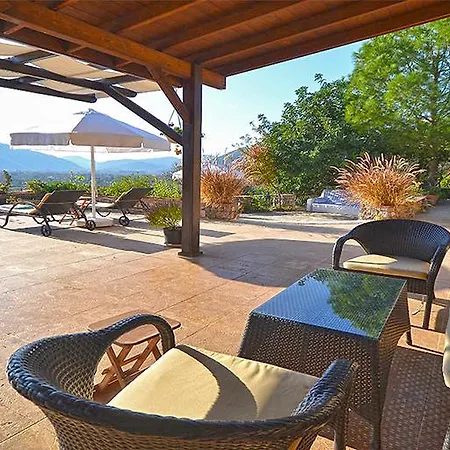 Villa Tas Evi